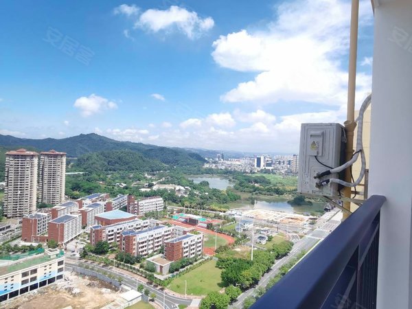 南宁西乡塘石埠湖畔御景相思湖旁湖畔御景小区漂亮浪漫两房出租看湖景