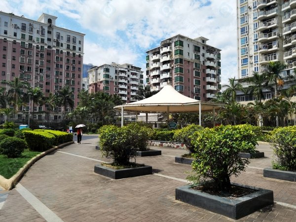 深圳龙岗龙城国际碧湖花园(龙岗)花园家住舒适 大户型家住房,五房两厅