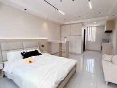 泸州龙马潭万象城0中介免押金！近红星村附近宝龙广场锦华万象可短租月付拎包入住出租房源真实图片