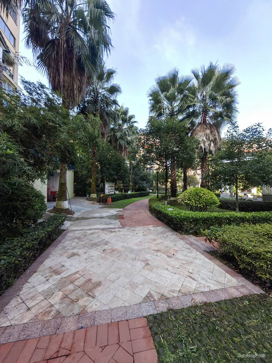 贵阳房产网>贵阳二手房>花溪二手房>花溪公园二手房>班芙小镇>