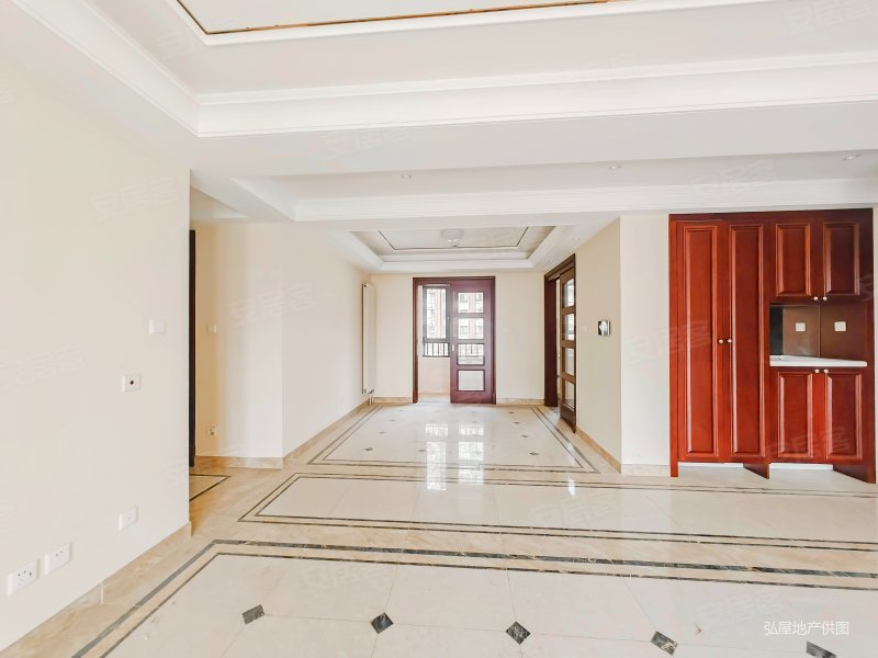 急售中海珑玺平层改善大四室一梯两户洋房满二年有车位