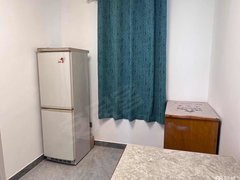 阜宁阜城大街阜宁东方广场阜中宿舍区 3室1厅1卫出租房源真实图片