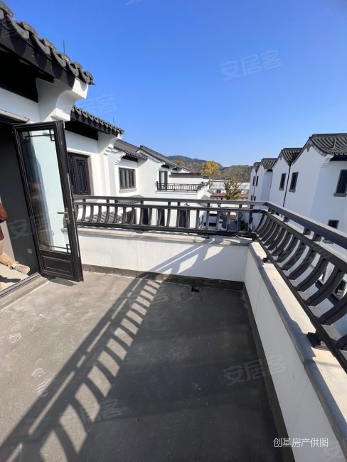 新中式合院,现房出售,送车位车库,随时看房,融杭府(别墅)二手房,309万