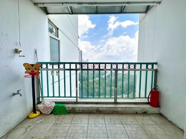 广州荔湾中山八路辉洋苑标准装修 带电梯 3房出租房源真实图片