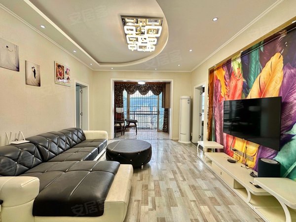 重庆开州云枫街道侨城御景侨城御景,家装两室,首租1.