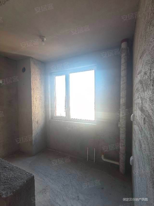 青竹园3室2厅2卫110㎡南北59万