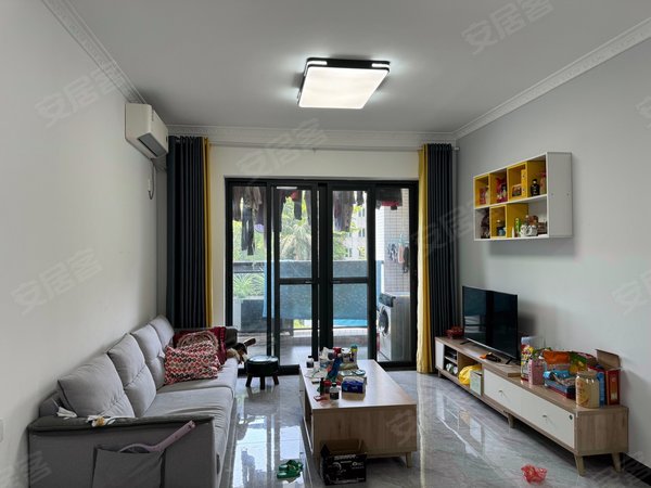 凤凰御景,南向两房出租,拎包入住,租金便宜,骏壹万邦,地铁口,花都租房