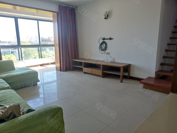 扬州邗江梅岭中学海德庄园海德庄园 5室2厅2卫 134平 拎包入住 西梅岭