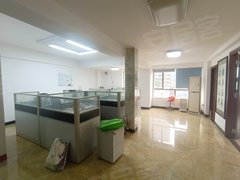 珠海金湾三灶嘉珠时代广场 1室2厅1卫  电梯房 精装修110平米出租房源真实图片