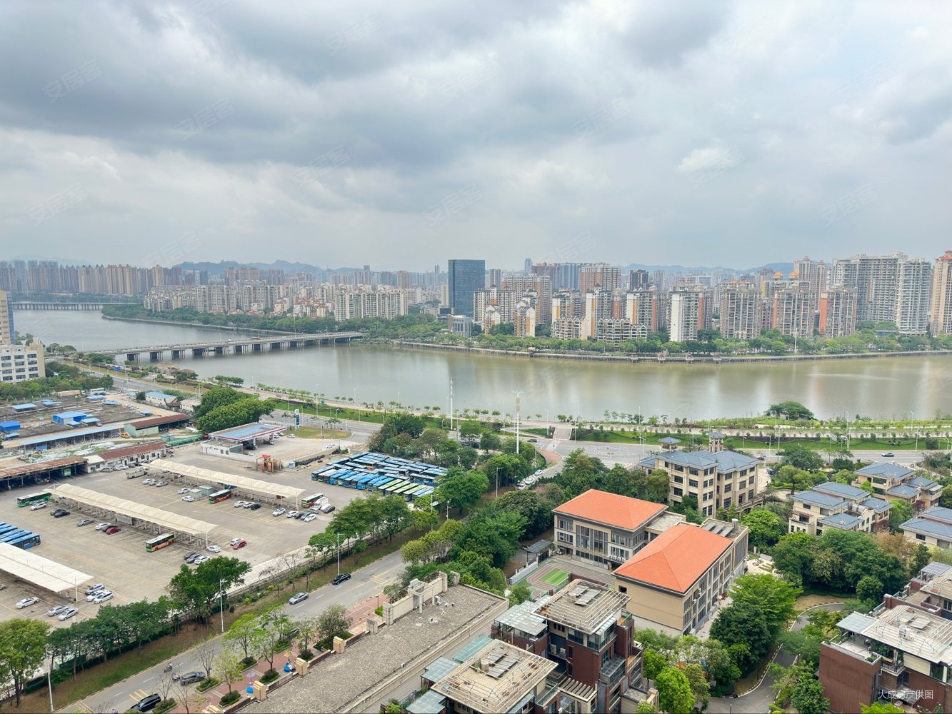 惠州房产网>惠州二手房>惠城二手房>东江新城二手房>海伦堡海伦湾>