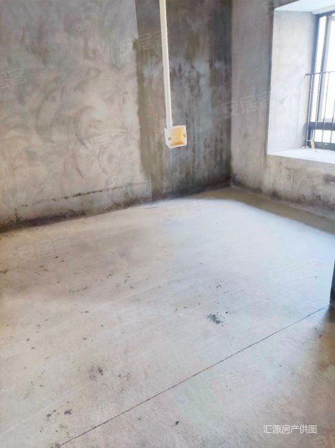 75旺恒宇国际尚郡毛坯三房两厅两卫温泉和文笔零接送