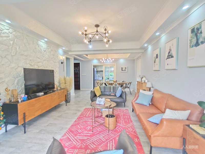 御蓝湾叠上别墅 送屋顶花园使用面积300多平