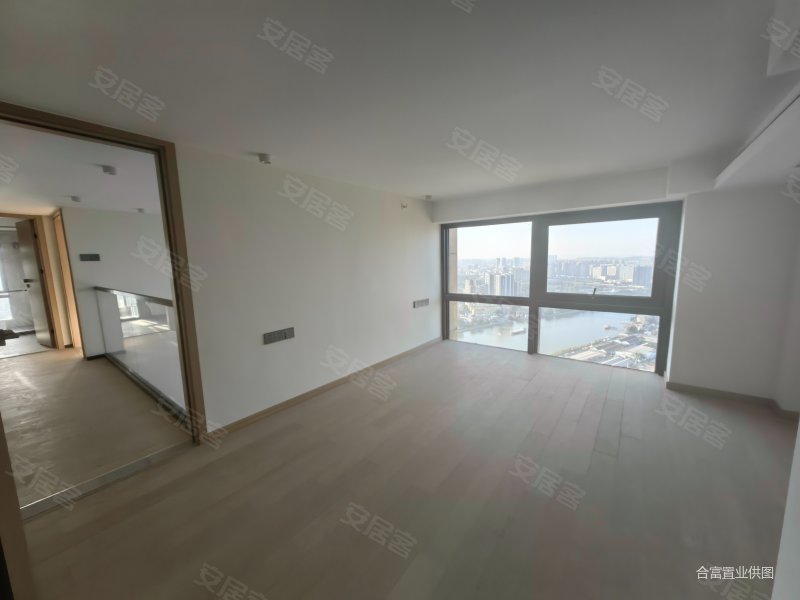 高楼层视野好 精装好房 双卫格局 次新房 刚需小三居,珠光御景壹号