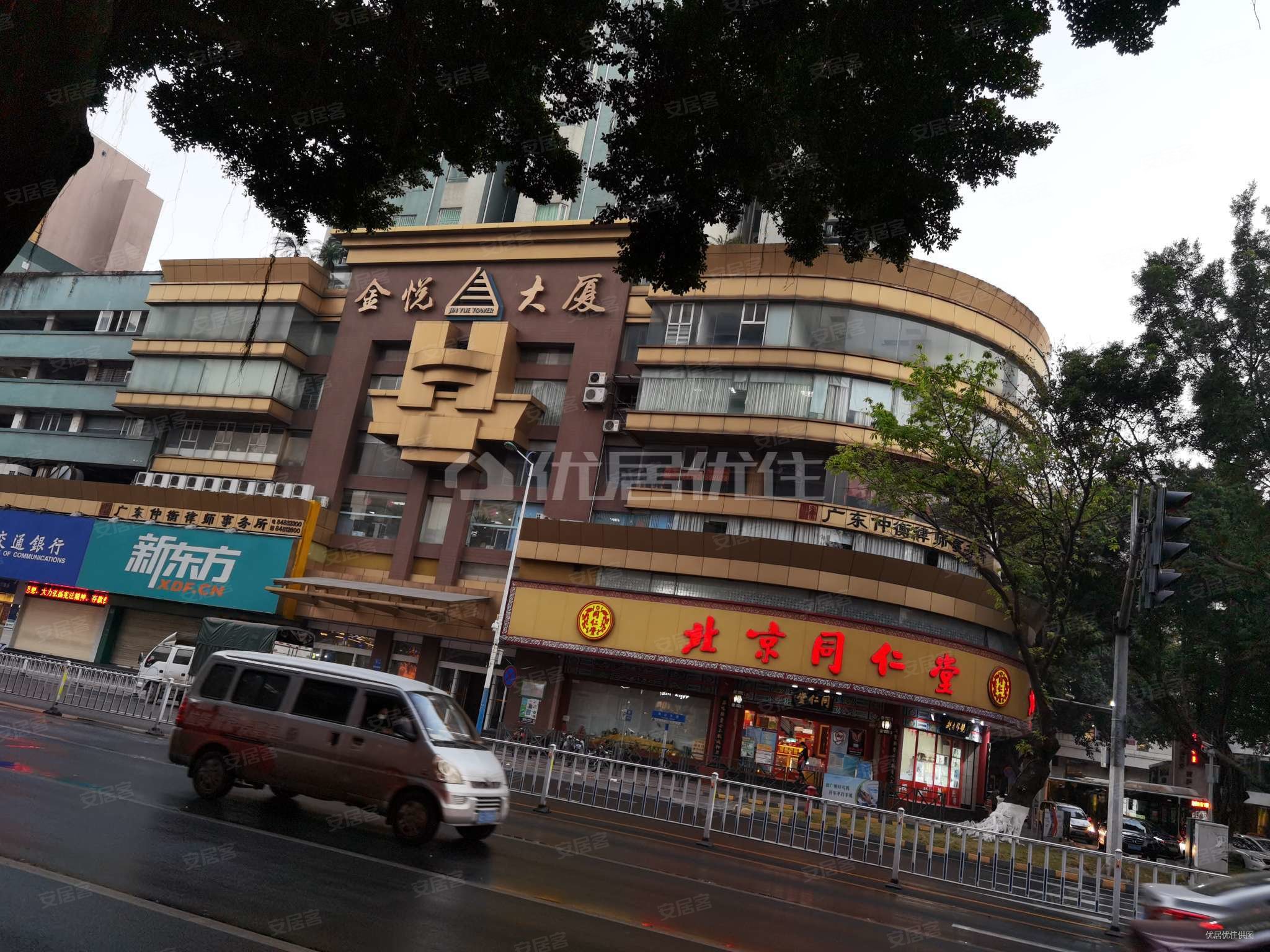 金悦大厦3室2厅1卫113㎡南北272万