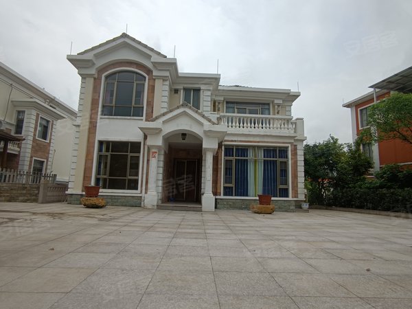 广州增城凤凰城碧桂园凤凰城凤雅苑凤雅苑集中 前花园7房3厅5卫  一线