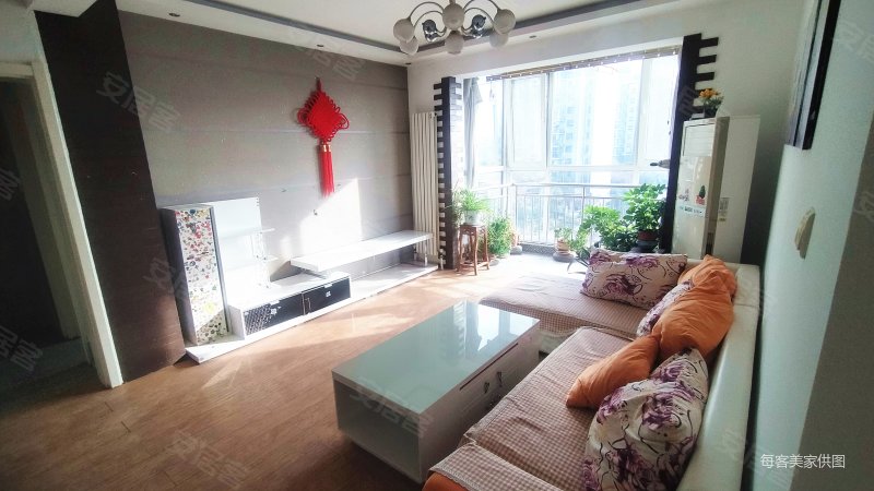 银丰山庄精装两室电梯洋房配有地下室不沿街