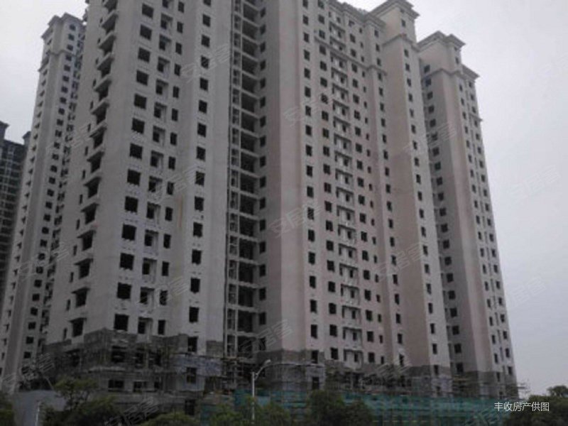 天一公馆1室1厅1卫32㎡南北29万