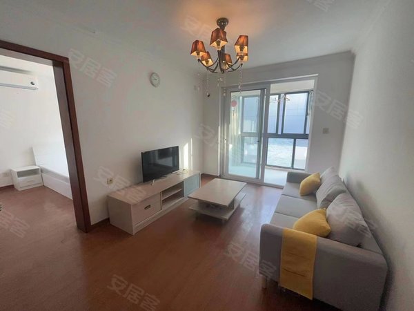 启东恒福家园实拍图,近18号线,业主自住1房,可长租可短租随时看房有