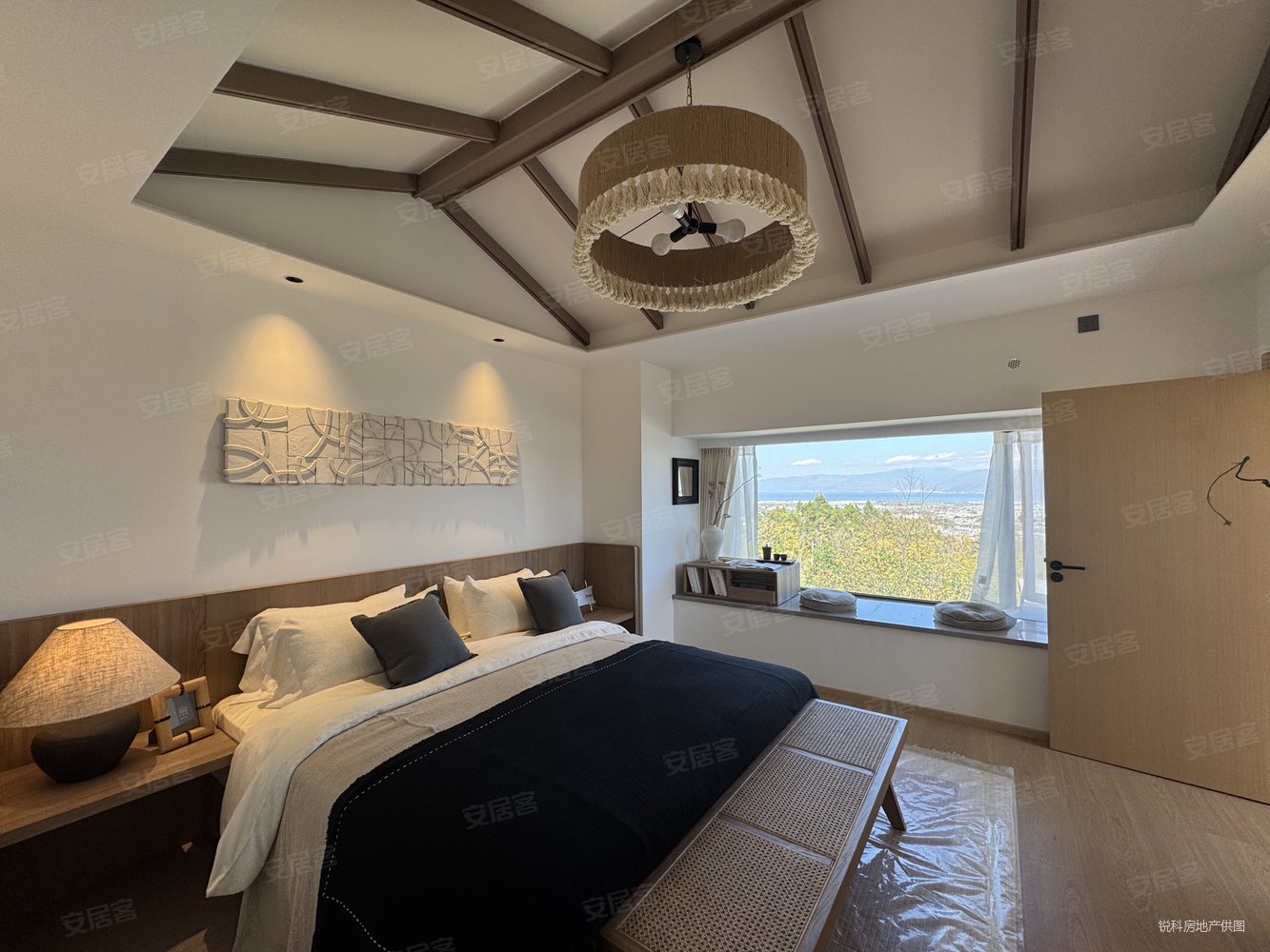 大理的小院子北区2室2厅2卫150㎡南北180万