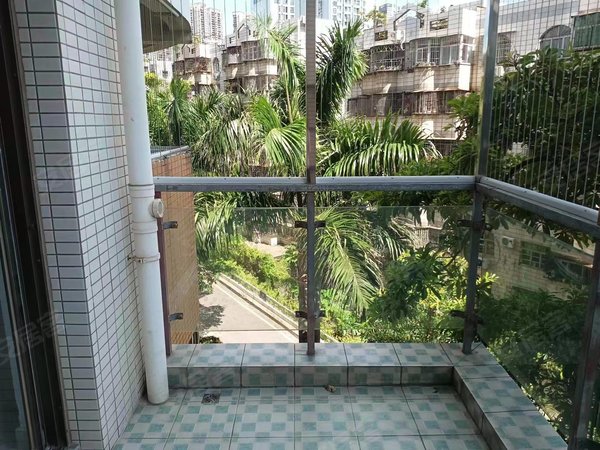 深圳罗湖清水河龙园山庄新上清水河龙园山庄大2房,万科物业  电梯房