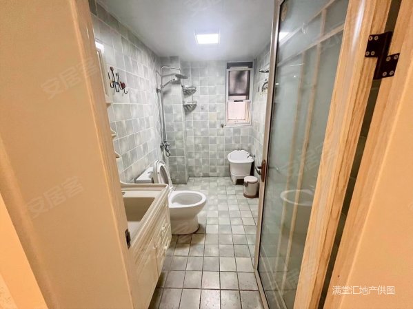 东城华府a区 套三电梯精装 带大结构板 赠送大 拎包入住