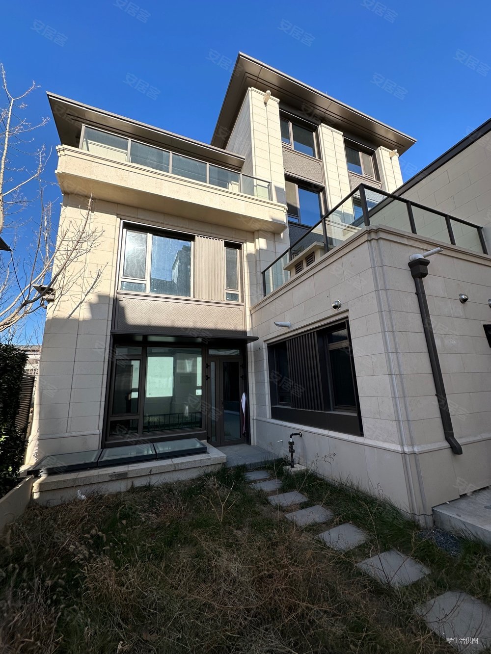 北京房产网>北京二手房>顺义二手房>新国展二手房>龙湖云河玉陛(别墅)