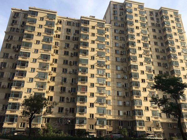 北京昌平天通苑天通西苑三区天通苑西三区次卧带飘窗 1800 可月付 可