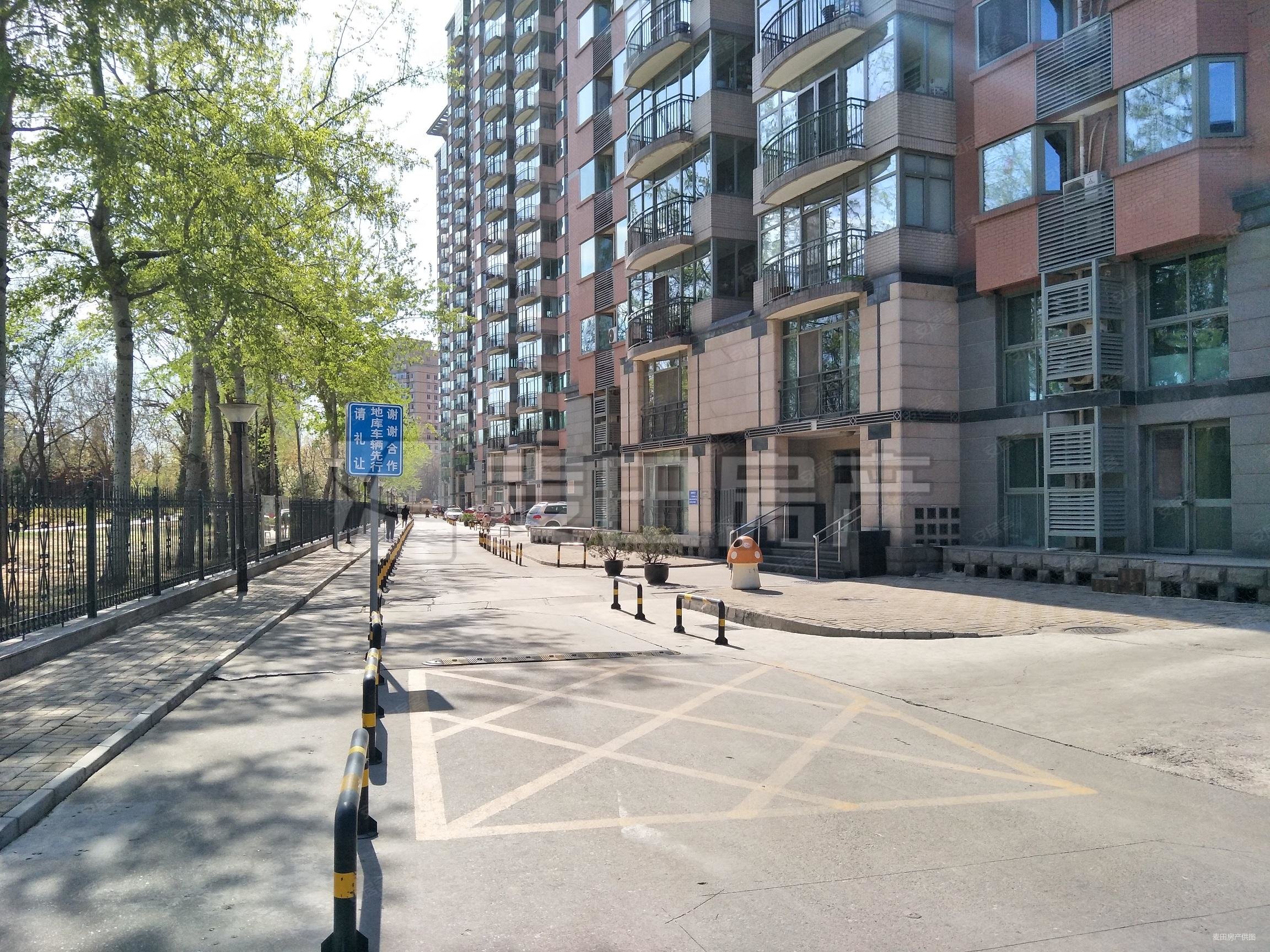 美林花园 南向大三居 视野开阔      超高性价比