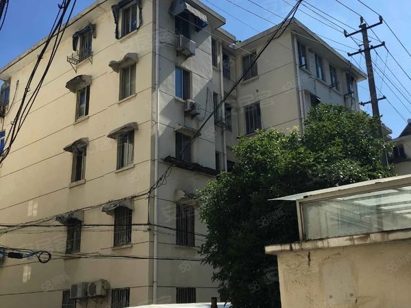 无锡滨湖河埒江宁家舍江宁家舍 育英小学旁 地铁4号口 停车方便出租