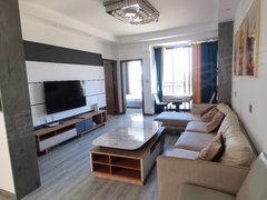 清镇城区东门桥精装两房拎包入住，1350包物业费出租房源真实图片