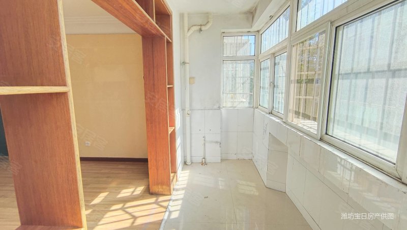 王府花园3室2厅2卫113.39㎡南北45万