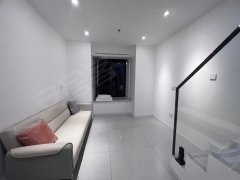 西安西咸新区沣东新城能源金贸区复式一室一厅公寓，精装出租。出租房源真实图片