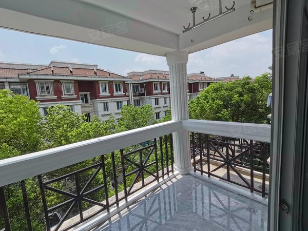 上海松江九亭三盛颐景园(公寓住宅)南北通透 临近地铁 双阳台 周边