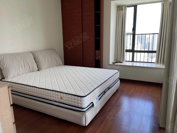 广州天河员村力迅t力迅领筑高层三房两厅两卫精装修拎包入住出租房源