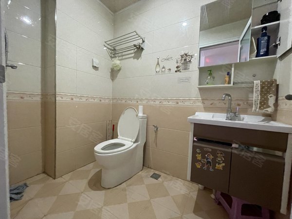 包头青山青山客运站银海湾银海湾 家具 家电无洗衣机 1梯2户 钥匙出租房源真实图片