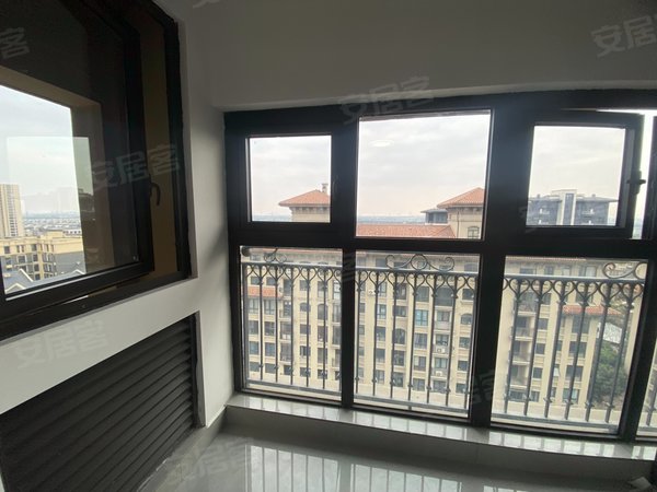 海宁海宁市区马桥藏绿园马桥小镇广场附近 精装1室 全新家电出租 朝南带大阳台出租房源真实图片