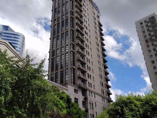 上海虹口四川北路凯润金城the house 非常棒 业主是设计师出租房源