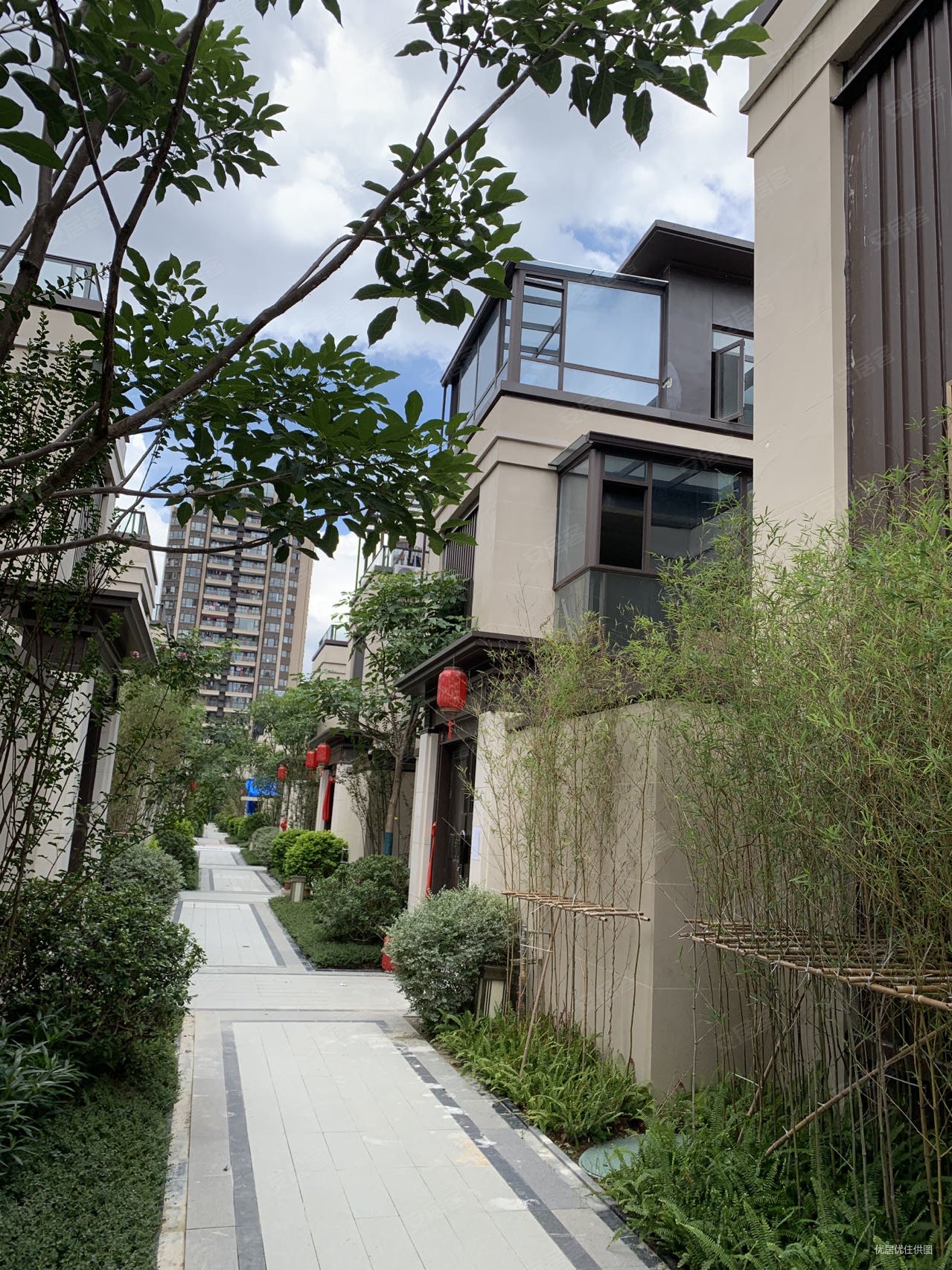 龙光江南院子别墅沙井大道5室2厅4卫135平方米