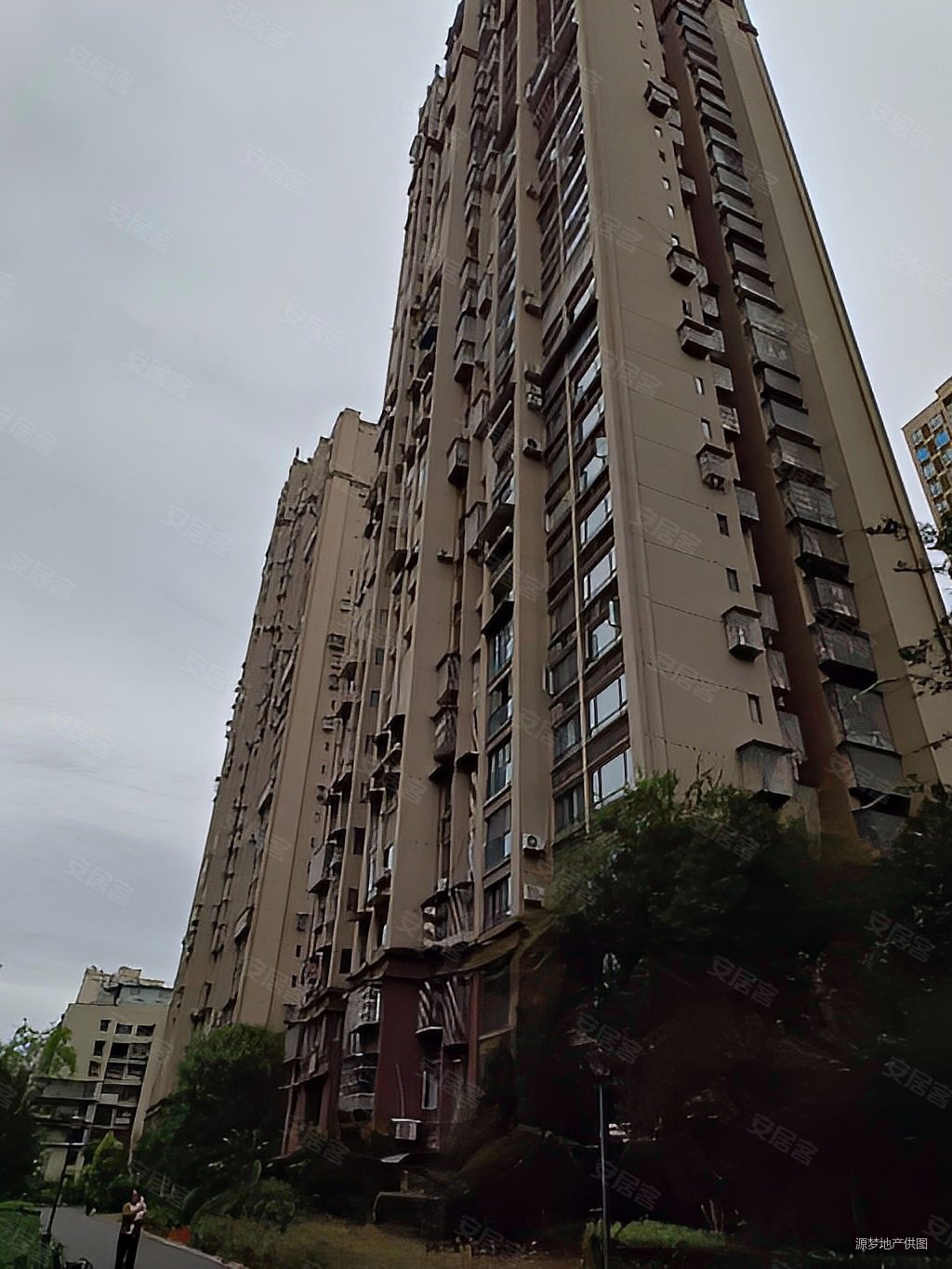 上汇金悦湾2室2厅1卫83㎡南北55万