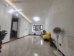 攀枝花仁和仁和城区短租 月付 精装三室 一楼可商住两用 看房有密码锁出租房源真实图片