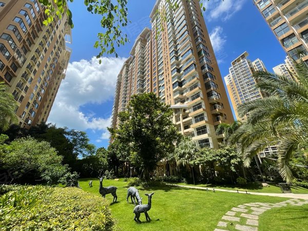 三亚吉阳月川荣德花园三亚迎宾路凤凰路交汇,精装拎包2房2厅,长租短租