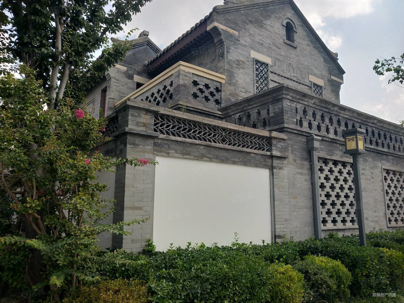 即墨古城别墅证320平实际680平,1200万,可以贷款