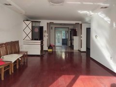 沈阳铁西霁虹多层三室，保持好，拎包入住，家电齐全出租房源真实图片