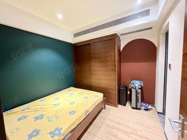 东区cbd中心盛景尚峰紫马天赋精装两房高层看市景,东区租房-中山58