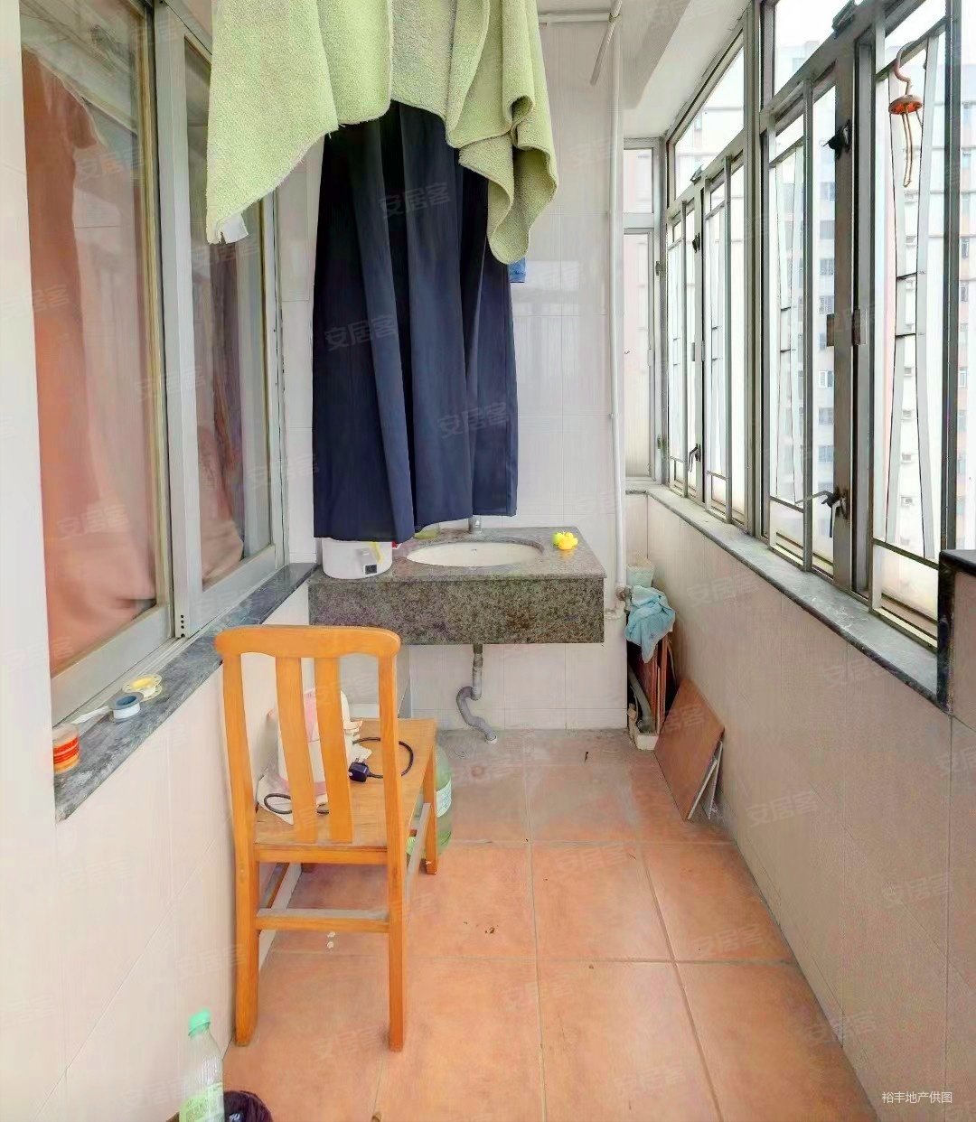 西雅苑(天河) 商圈成熟 高楼层采光充足 近地铁 电梯