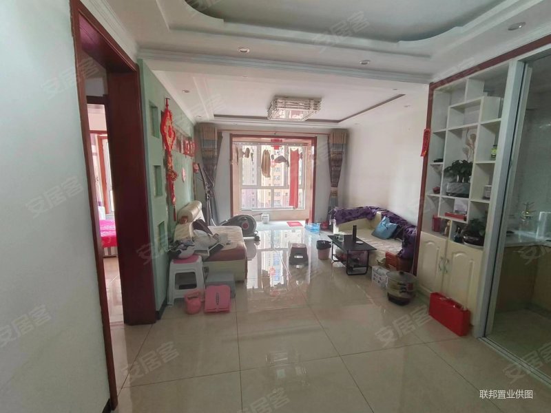 蓝色港湾 有电梯 超低密度 刚需两居 南北通透 满二