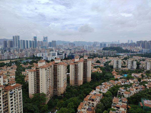 深圳龙岗万科城万科城乐汇中心 天安云谷 坂田万科城 精装4房 安静