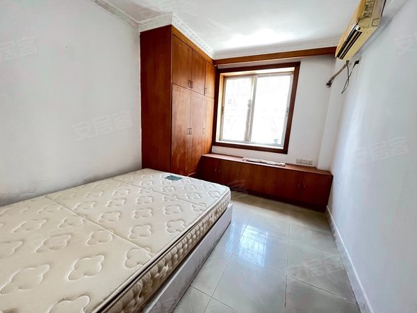 珠海香洲翠微翠珠花园新香洲华润万家中经花园旁翠珠花园精装2房小区