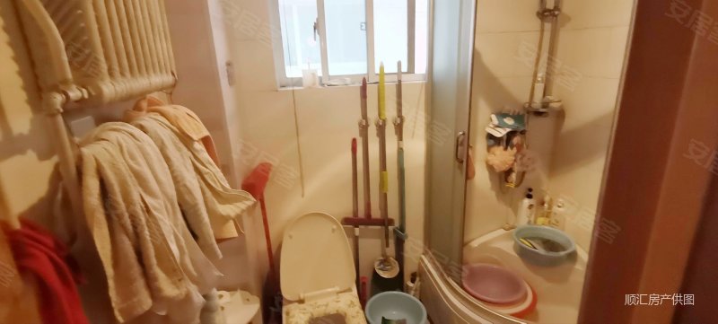 圣都大厦满五临地铁双卫格局精装修商圈成熟