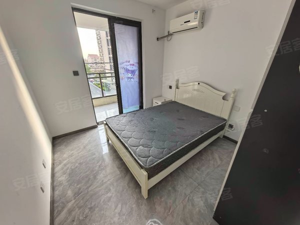 嘉兴南湖新丰镇和雅新家园林泾里林泾里2室1厅1卫，带阳台，近邬桥，开发区，押一付一，可短租出租房源真实图片